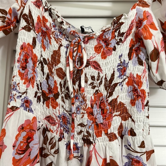 White printed midi dress - Picture 2 of 3